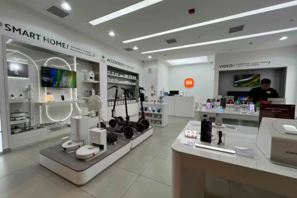 xiaomi-abre-su-nueva-tienda-en-el-jockey-plaza